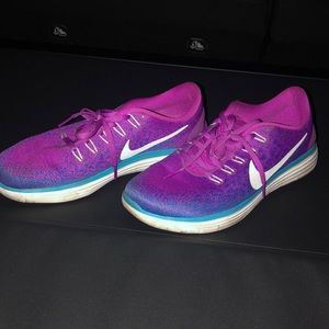 Nike shoes size 8.5